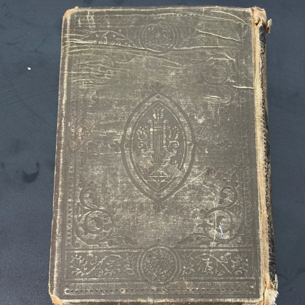 Sir Walter Scott Poetical Works OS Antique Green Gilt Embossed Victorian Book‎
